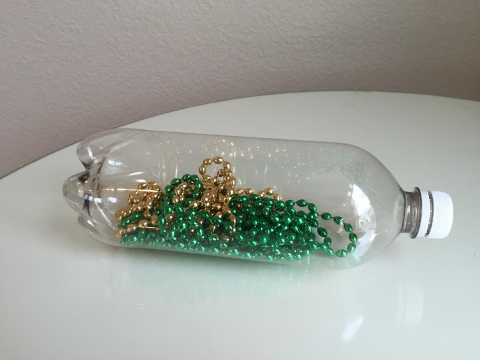 original_caren-baginski-plastic-bottle-bead-storage-jpg-rend-hgtvcom-966-725