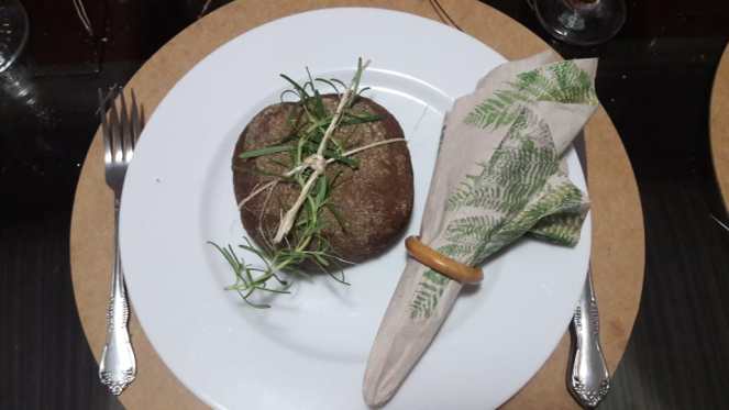 aed5a358-d100-43c5-a8d9-efc13c3389ce